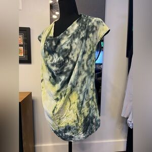 Anthropologie top. Size Small. Fits a M-XL